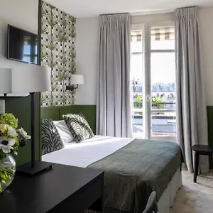 ** Hotel Clement França